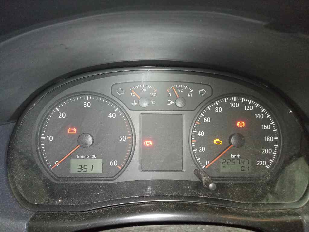 VOLKSWAGEN POLO (9N3) Advance   |   04.05 - 12.06
