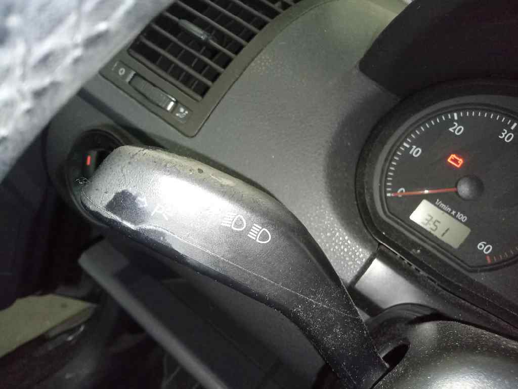 VOLKSWAGEN POLO (9N3) Advance   |   04.05 - 12.06