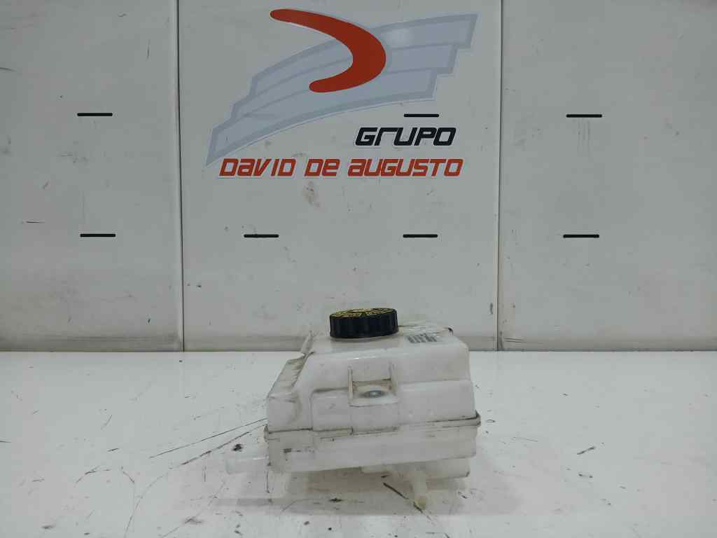 DEPOSITO LIQUIDO DE FRENOS foto 6
