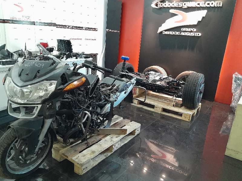 BMW R 1200 GS/R/HP2 R 1200 R   |   08.06 - 12.11 foto 3