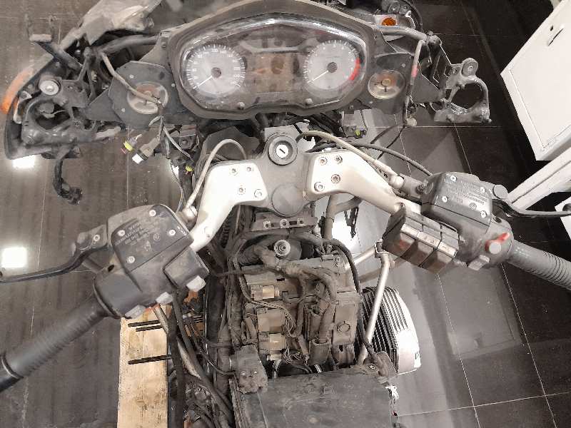 BMW R 1200 GS/R/HP2 R 1200 R   |   08.06 - 12.11 foto 9