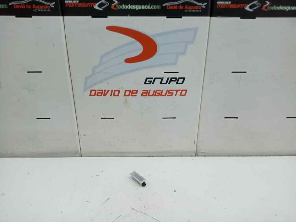 LUZ GUANTERA BMW SERIE 3 GRAN TURISMO (F34) 318d   |   03.13 - 12.15