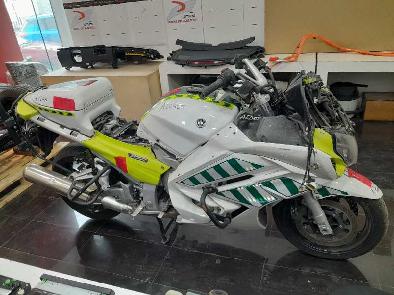 YAMAHA RP28 FJR1300 1298