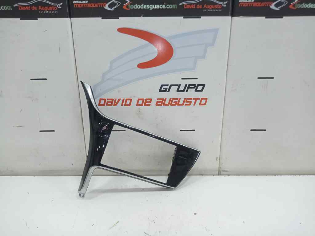 GUARNECIDO CONSOLA CENTRAL
