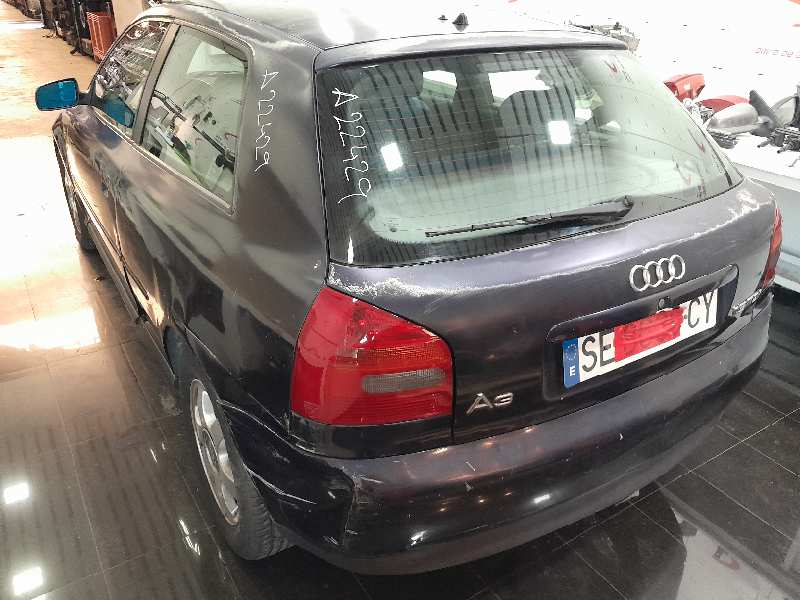 AUDI A3 (8L) 1.9 TDI Ambiente   |   12.96 - 12.02 foto 8