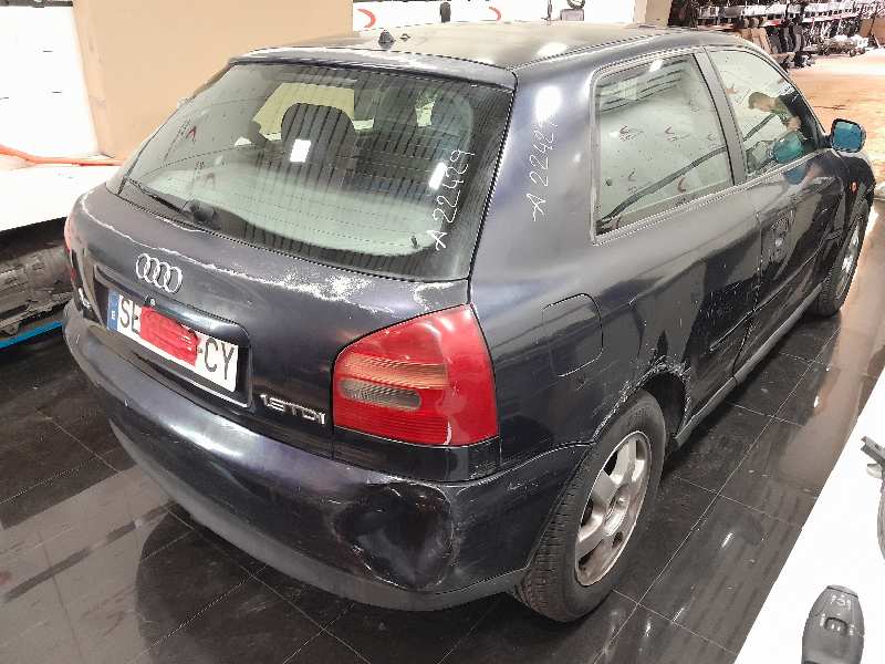 AUDI A3 (8L) 1.9 TDI Ambiente   |   12.96 - 12.02 foto 9