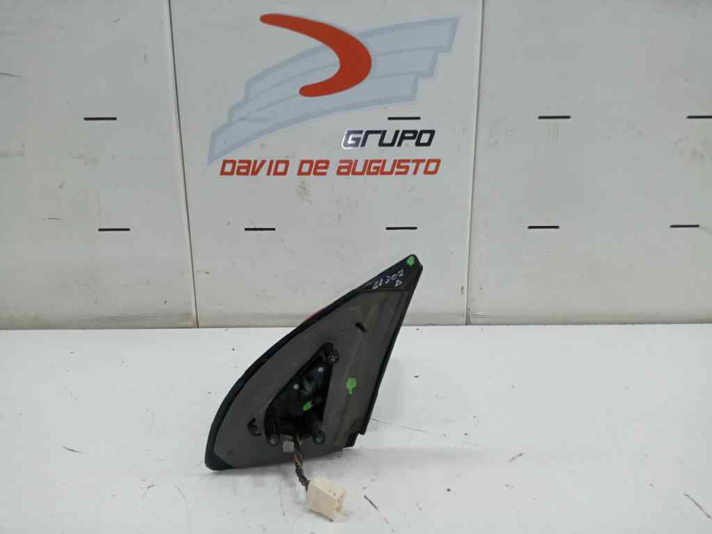 RETROVISOR DERECHO ELECTRICO foto 2