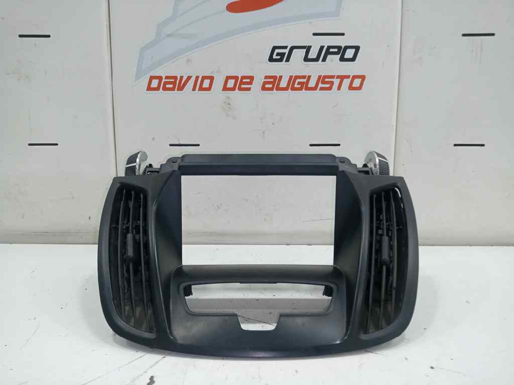 GUARNECIDO CONSOLA CENTRAL foto 2