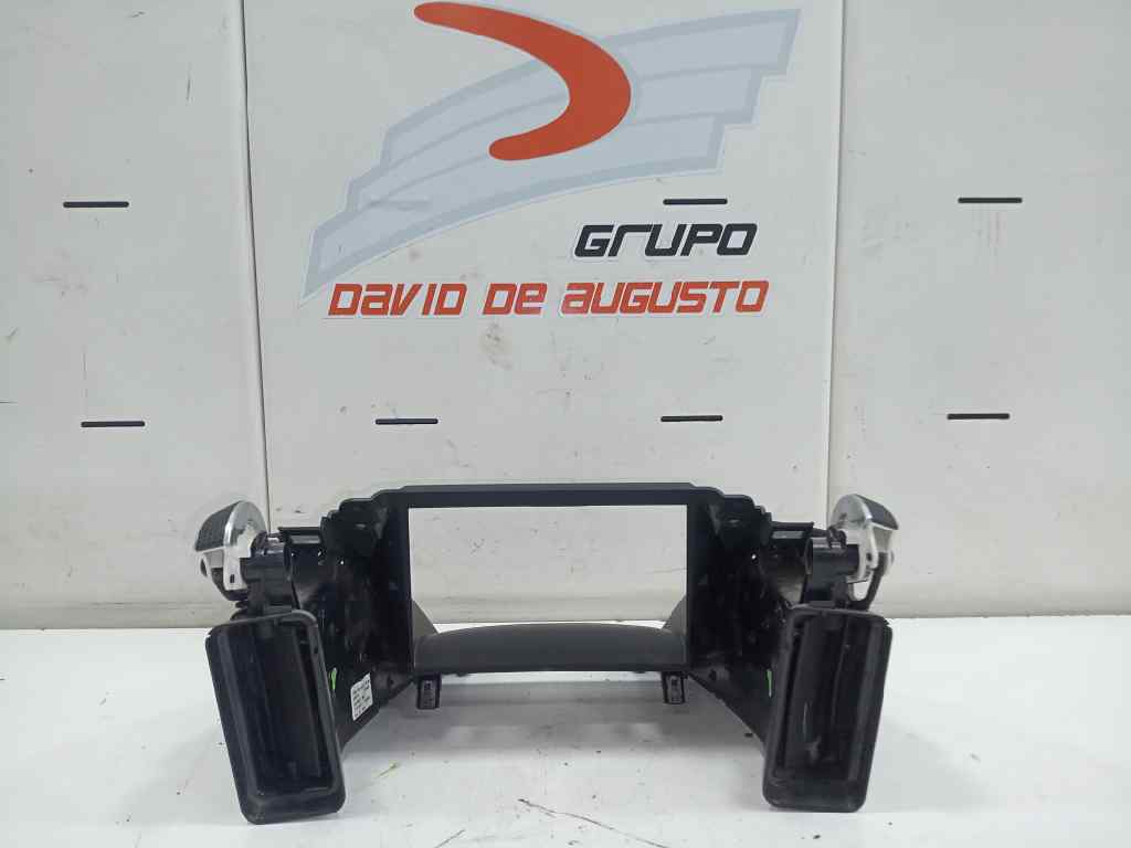 GUARNECIDO CONSOLA CENTRAL foto 3