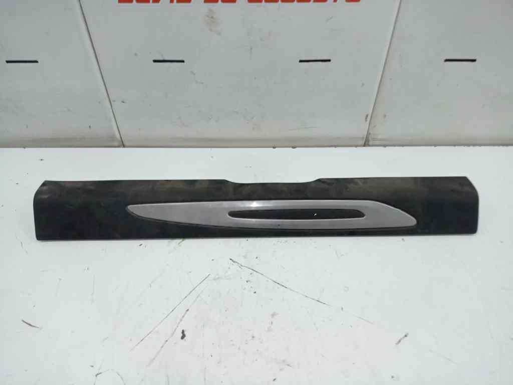 MOLDURA foto 2