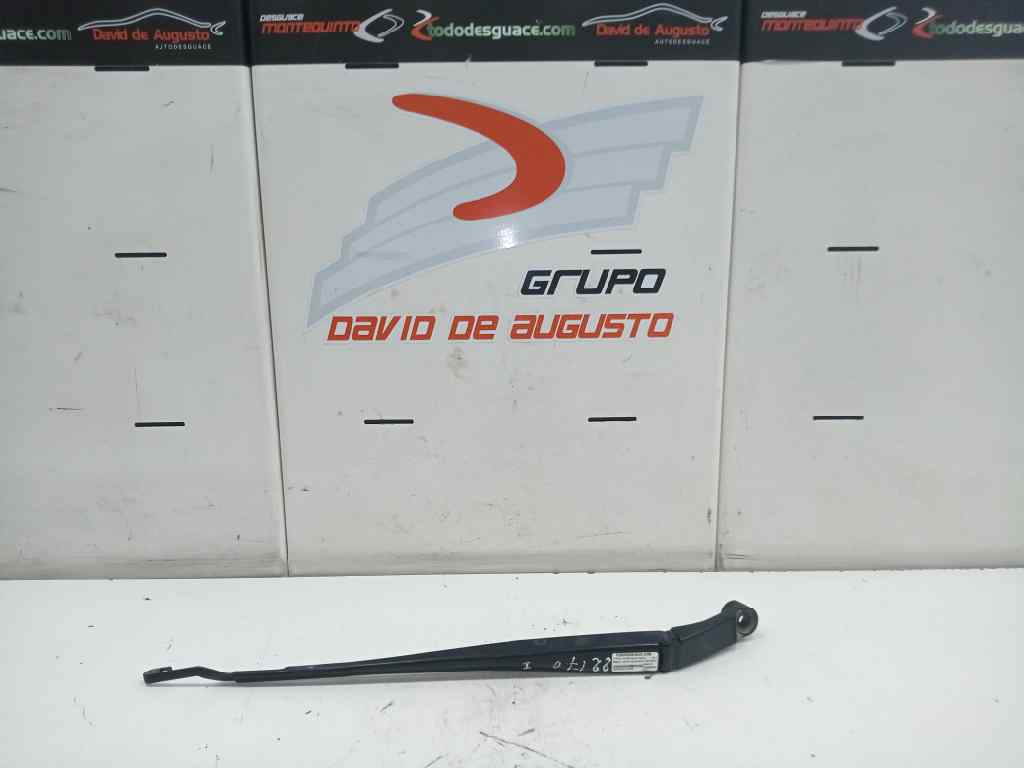 BRAZO LIMPIA DELANTERO IZQUIERDO
