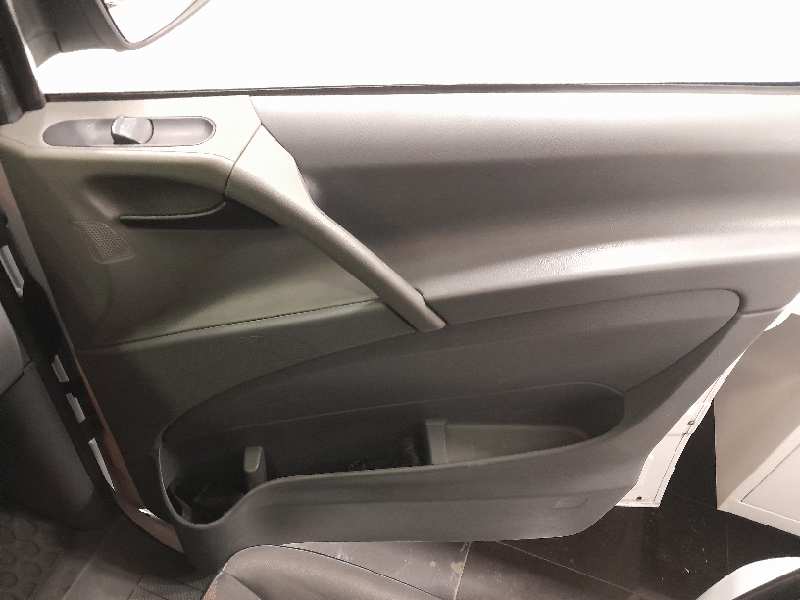 MERCEDES VITO (W639) BASIC, COMBI 111  CDI  Compacto  (639.601)   |   01.04 - ...