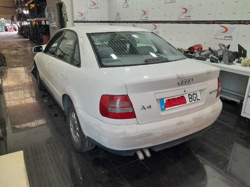AUDI A4 BERLINA (B5) 1.9 TDI   |   02.99 - 12.00 foto 6