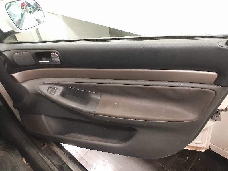 AUDI A4 BERLINA (B5) 1.9 TDI   |   02.99 - 12.00 foto 12