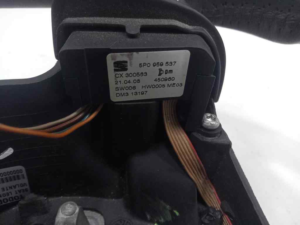 VOLANTE SEAT LEON (1P1) *   |   0.05 - ...