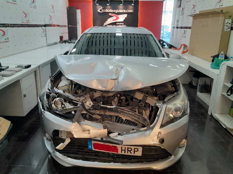 TOYOTA AVENSIS CROSS SPORT (T27) Advance   |   10.11 - 12.15