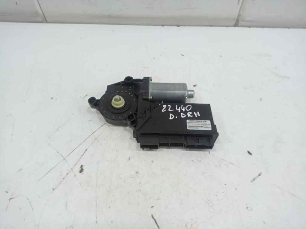 MOTOR ELEVALUNAS DELANTERO DERECHO PORSCHE CAYENNE (TYP 9PA) S   |   08.02 - 12.07