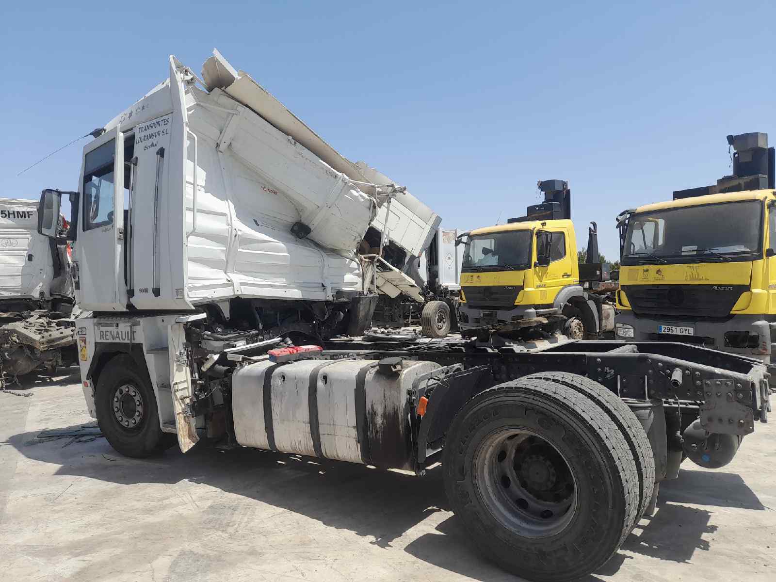 RENAULT MAGNUM AB 2005 Cabina adel.tractor semirr. GV     4X2    4XX.18 Gran espacio   |   12.06 - 12.09 foto 7