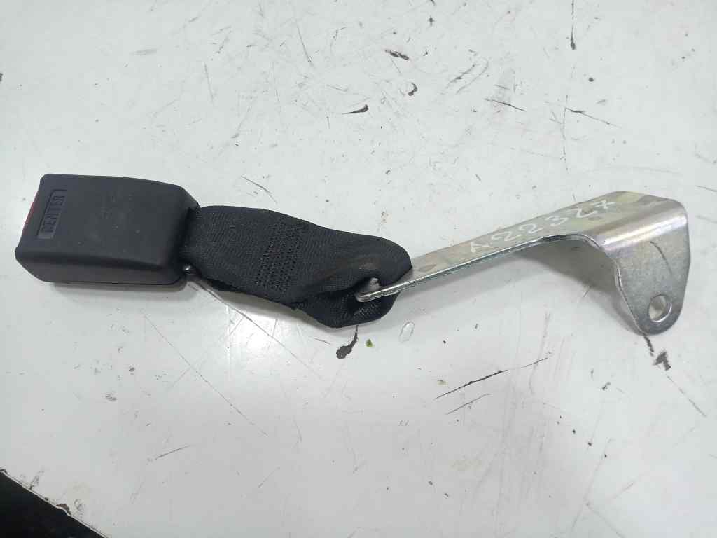 ANCLAJE CINTURON TRASERO CENTRAL FUSO CANTER 3S13