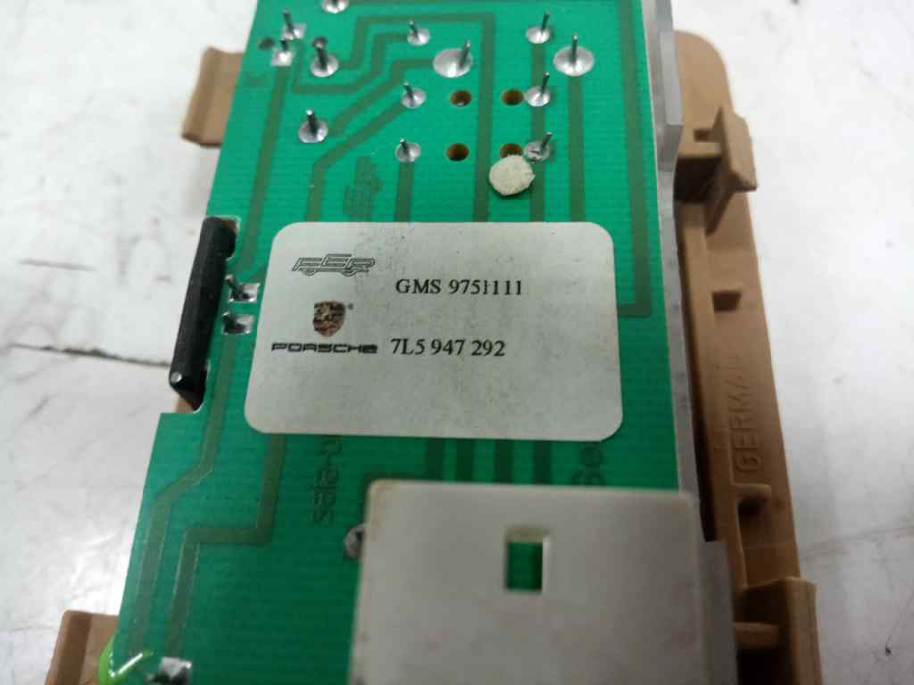 LUZ INTERIOR TRASERA PORSCHE CAYENNE (TYP 9PA) S   |   08.02 - 12.07