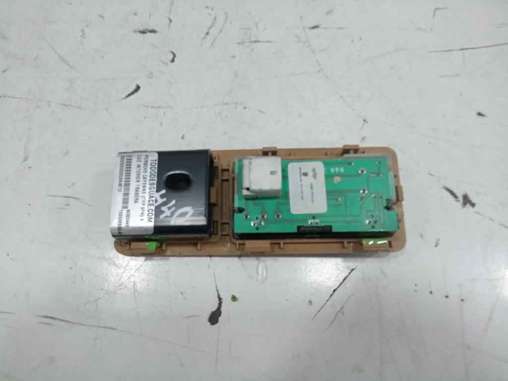 LUZ INTERIOR TRASERA PORSCHE CAYENNE (TYP 9PA) S   |   08.02 - 12.07