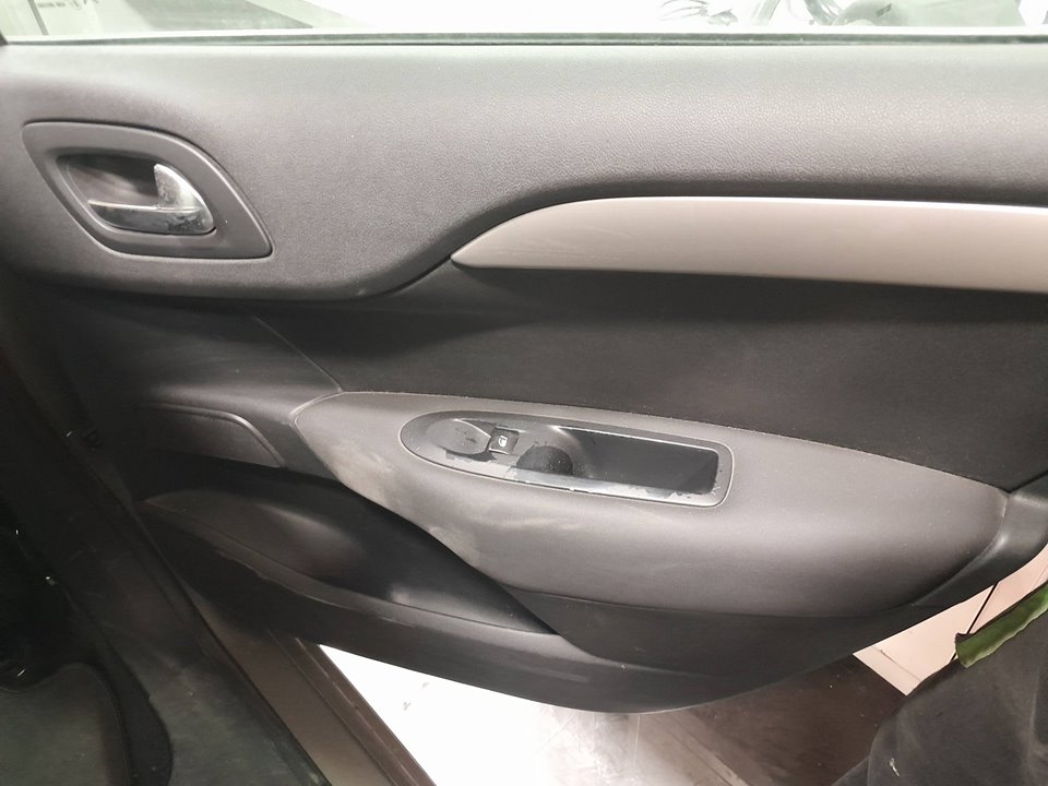 CITROEN C4 LIM. Collection   |   12.11 - 12.14