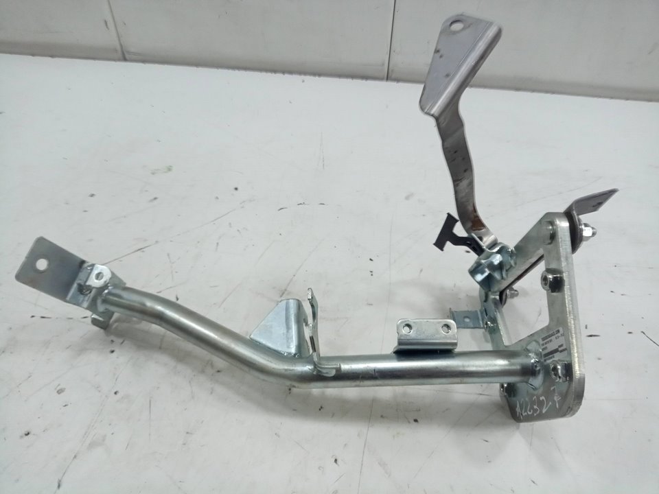 SOPORTE FUSO CANTER 3S13