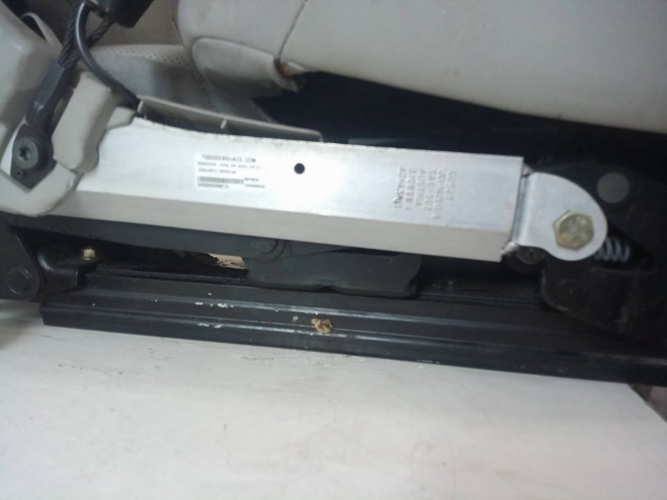 CONJUNTO ASIENTOS MERCEDES-BENZ BM SERIE 215 CL-COUPE *   |   0.99 - 0.06