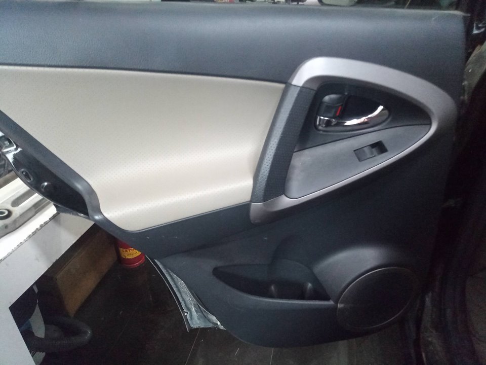 TOYOTA RAV 4 (A3) Executive   |   0.05 - ...