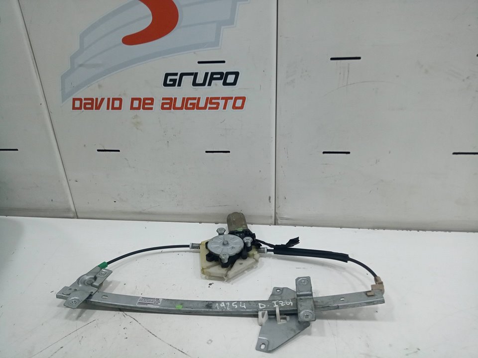 ELEVALUNAS DELANTERO IZQUIERDO