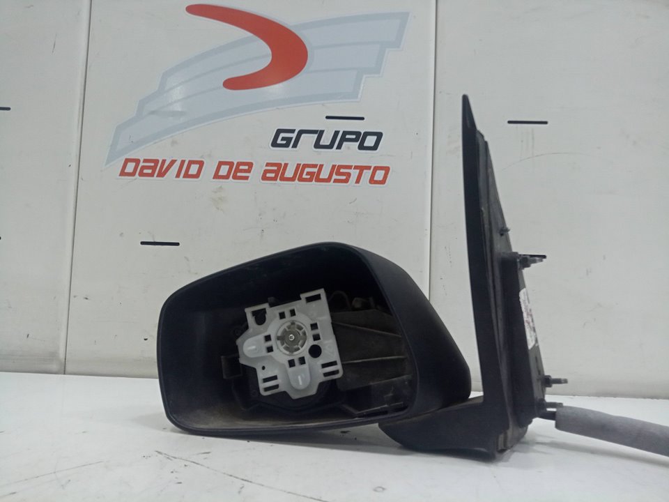 RETROVISOR IZQUIERDO