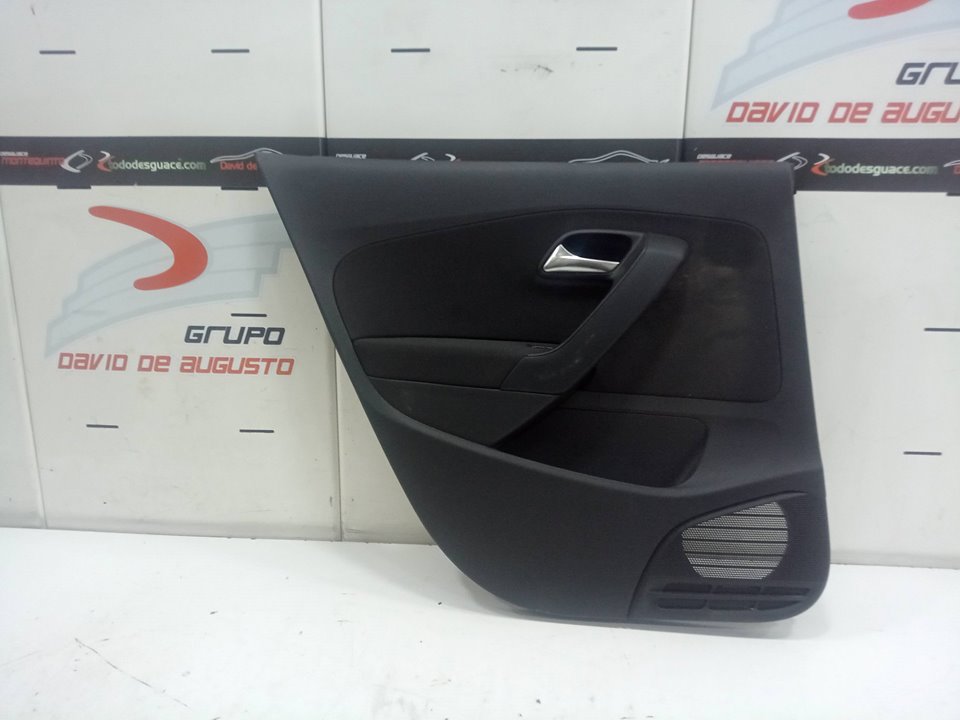 GUARNECIDO PUERTA TRASERA IZQUIERDA
