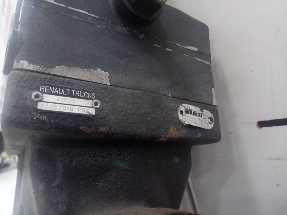 COMPRESOR DE AIRE RENAULT T 520 HIGHCAB T4X2