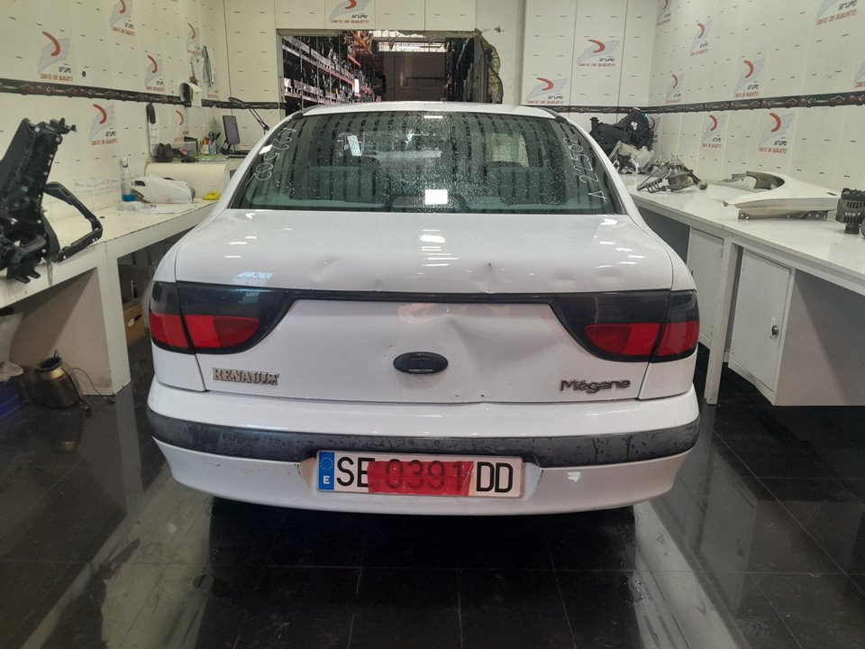RENAULT MEGANE I CLASSIC (LA0) 1.9 D Europa   |   01.97 - 12.99 foto 10