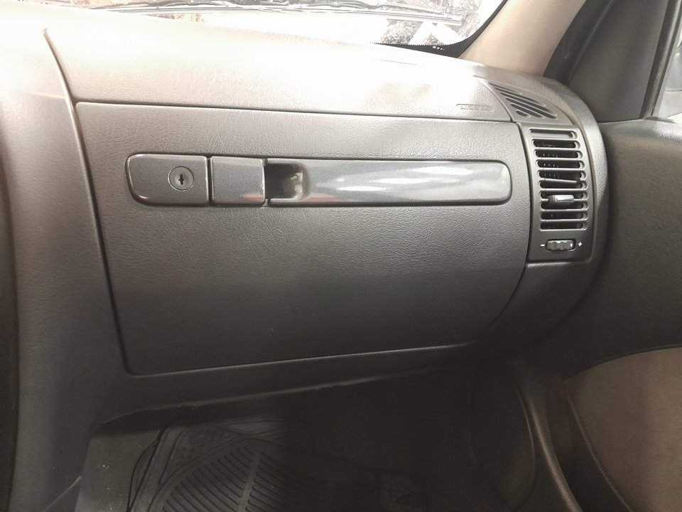 CITROEN XSARA BERLINA 1.6i 16V Premier   |   11.00 - 12.05