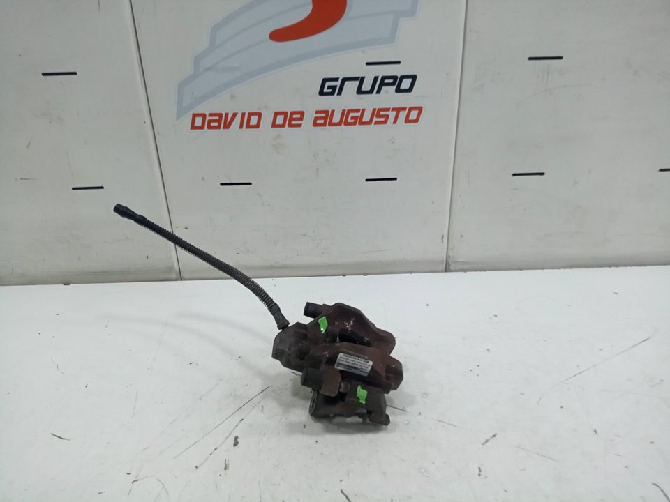 PINZA DE FRENO TRASERA IZQUIERDA