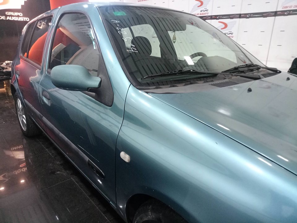 RENAULT CLIO II FASE II (B/CB0) Authentique   |   0.01 - ... foto 3