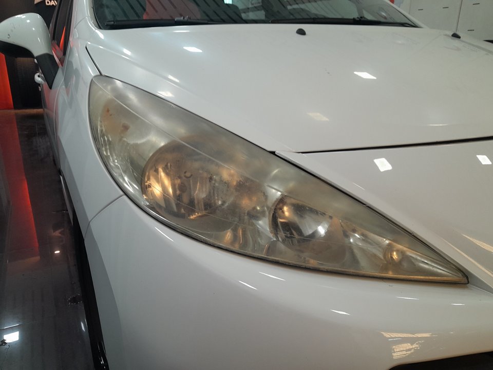 PEUGEOT 207 Confort   |   08.09 - 12.11 foto 5