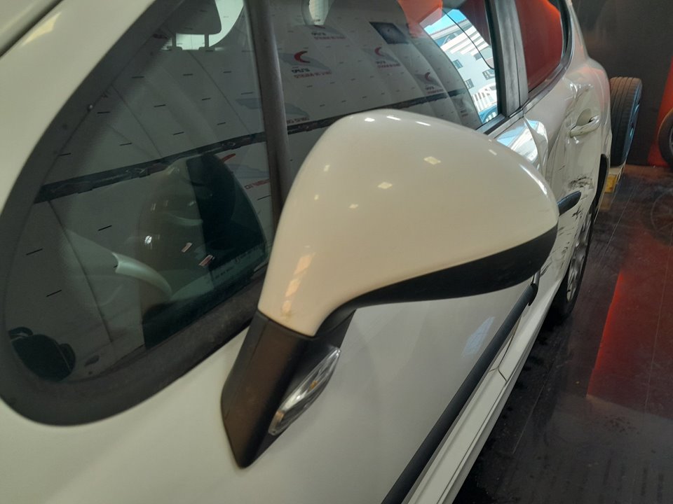 PEUGEOT 207 Confort   |   08.09 - 12.11 foto 7