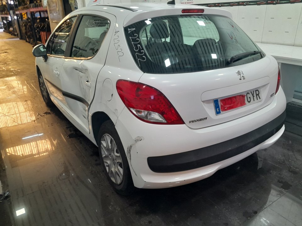 PEUGEOT 207 Confort   |   08.09 - 12.11 foto 9