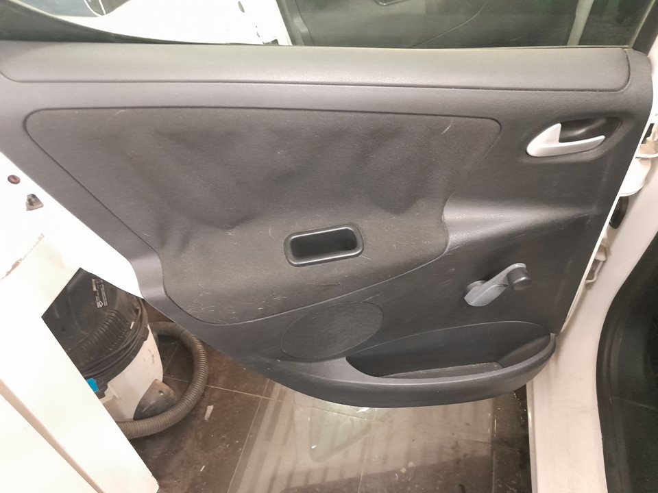 PEUGEOT 207 Confort   |   08.09 - 12.11