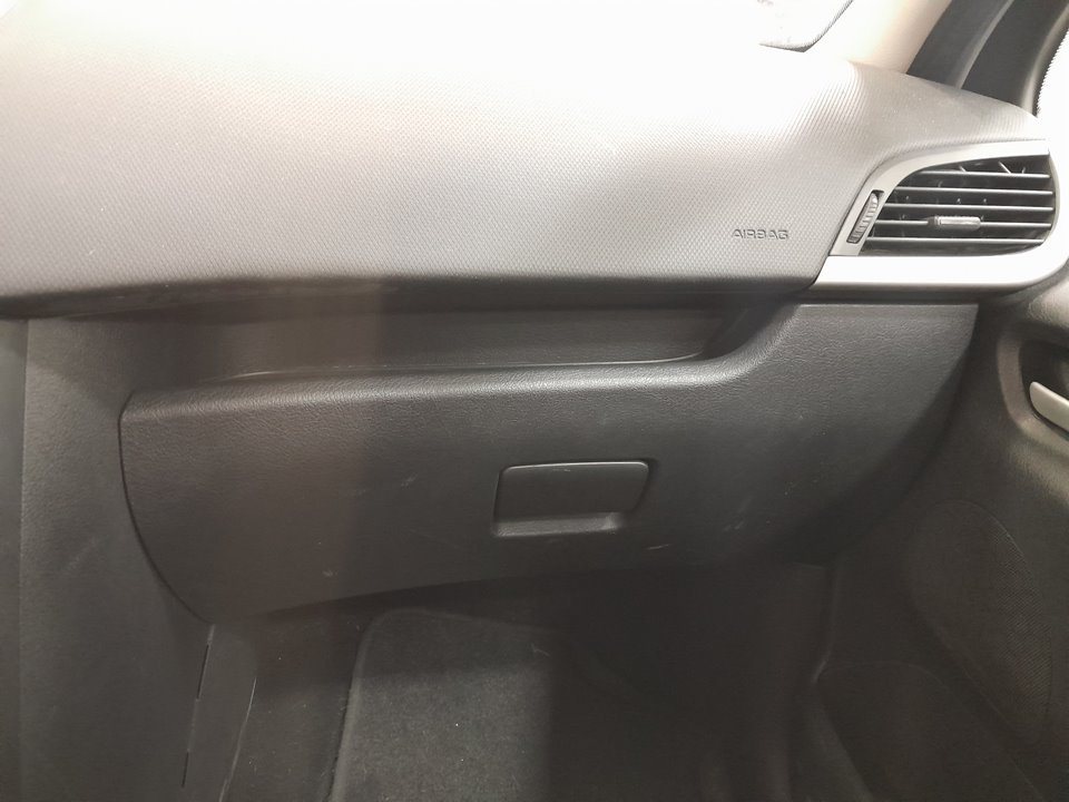 PEUGEOT 207 Confort   |   08.09 - 12.11