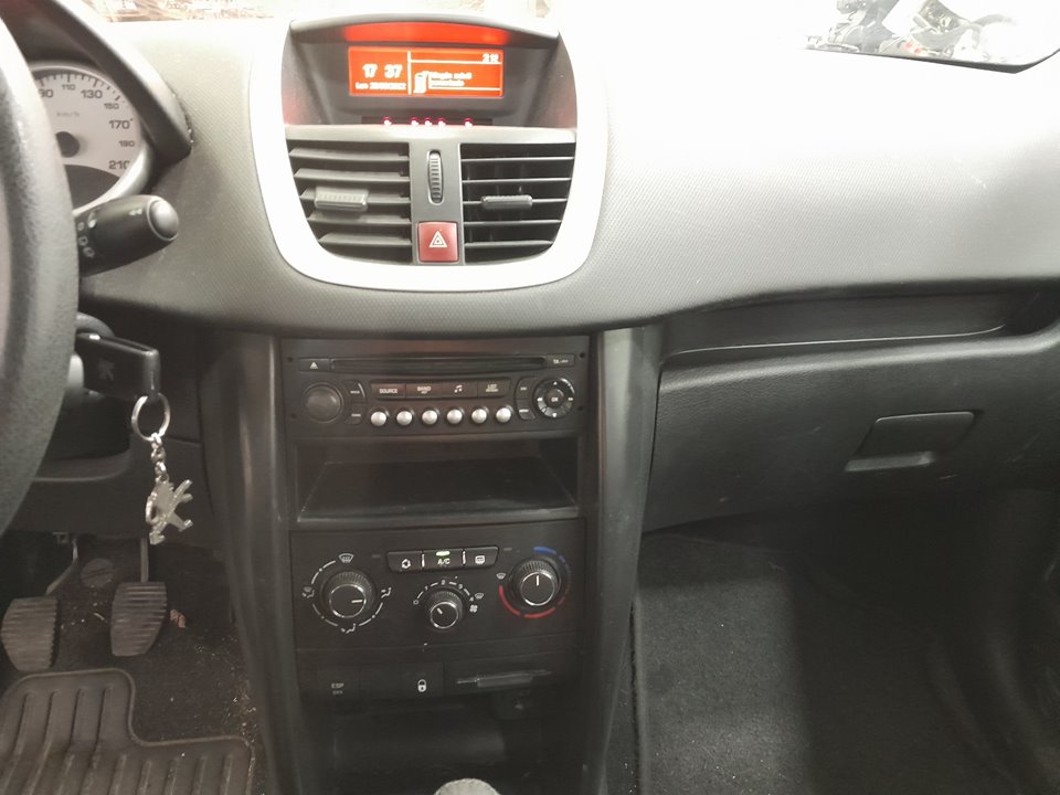 PEUGEOT 207 Confort   |   08.09 - 12.11