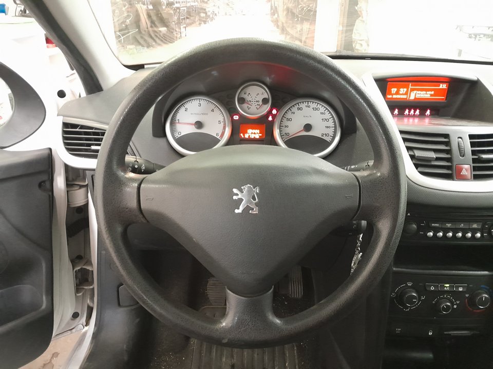 PEUGEOT 207 Confort   |   08.09 - 12.11