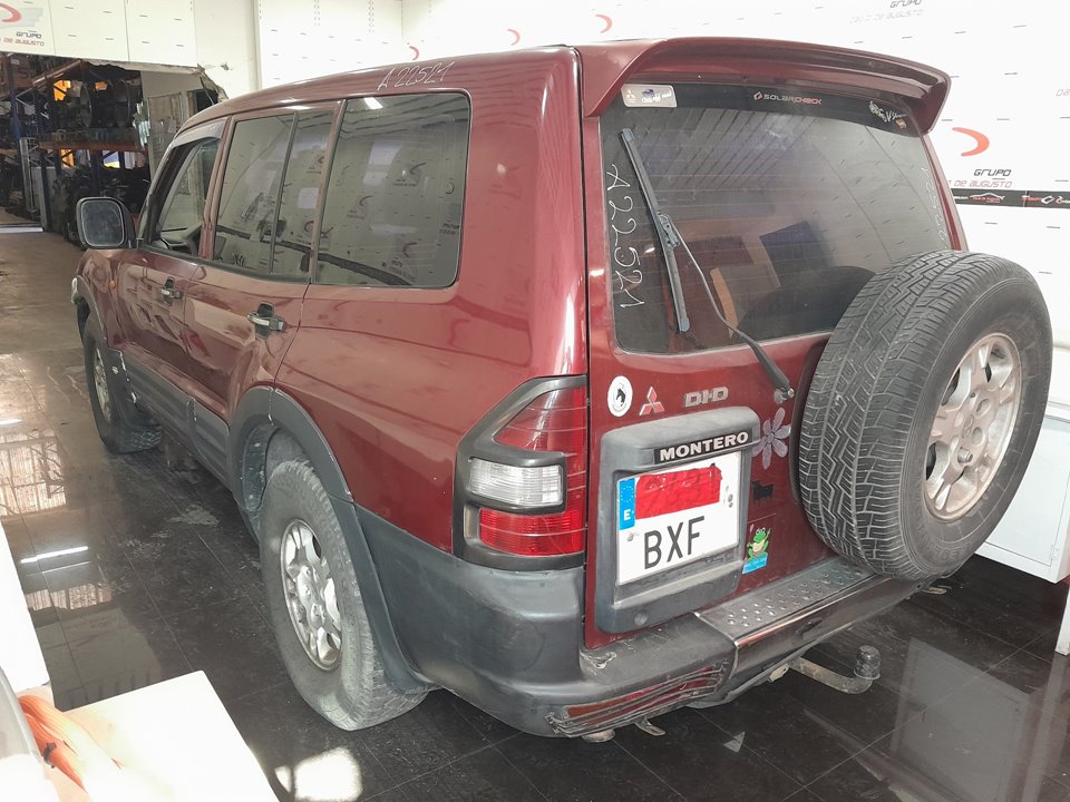 MITSUBISHI MONTERO (V60/V70) 3.2 DI-D GLX Hunter (5-ptas.)   |   10.01 - ...