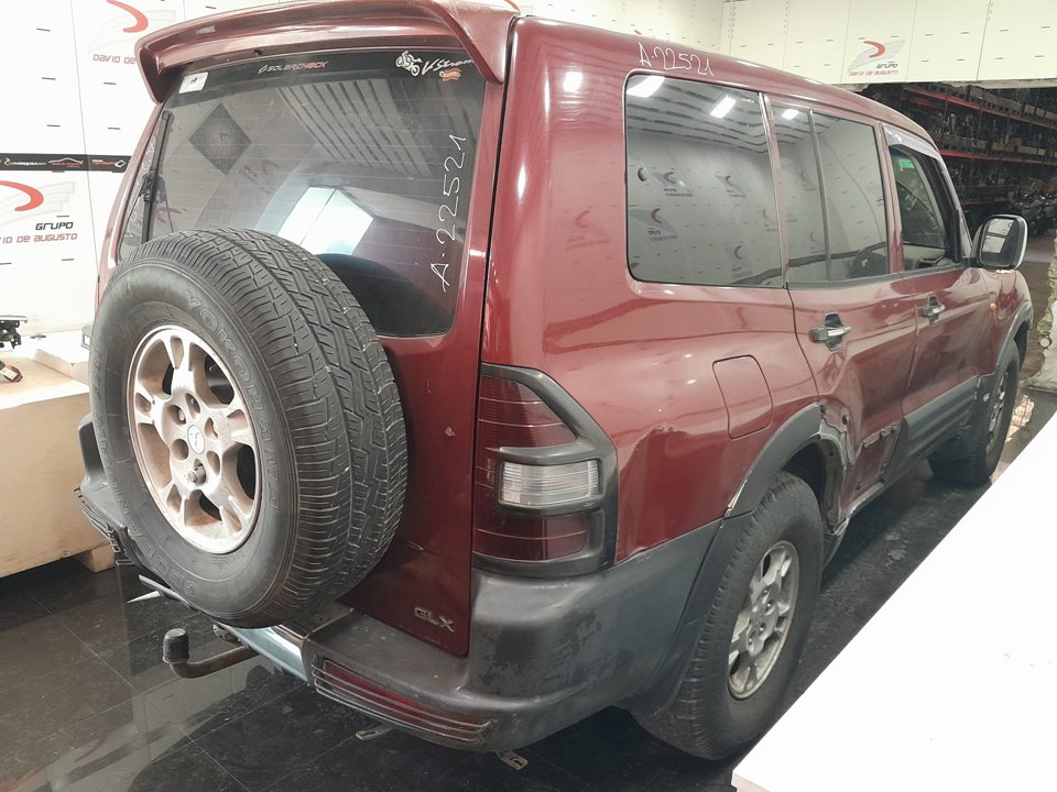 MITSUBISHI MONTERO (V60/V70) 3.2 DI-D GLX Hunter (5-ptas.)   |   10.01 - ...