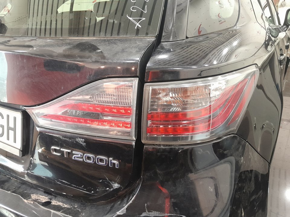 LEXUS CT 200h   |   01.13 - 12.20 foto 10