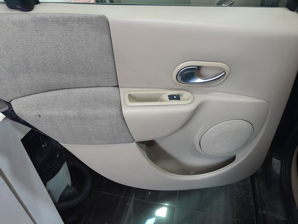 RENAULT MODUS Confort Dynamique   |   08.04 - 12.06