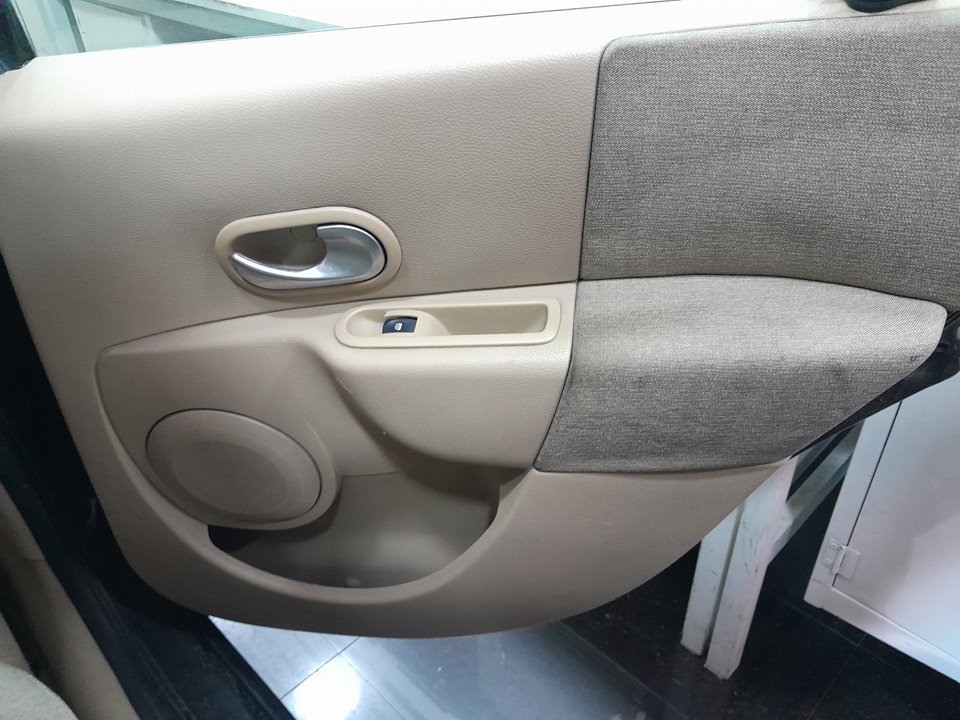 RENAULT MODUS Confort Dynamique   |   08.04 - 12.06