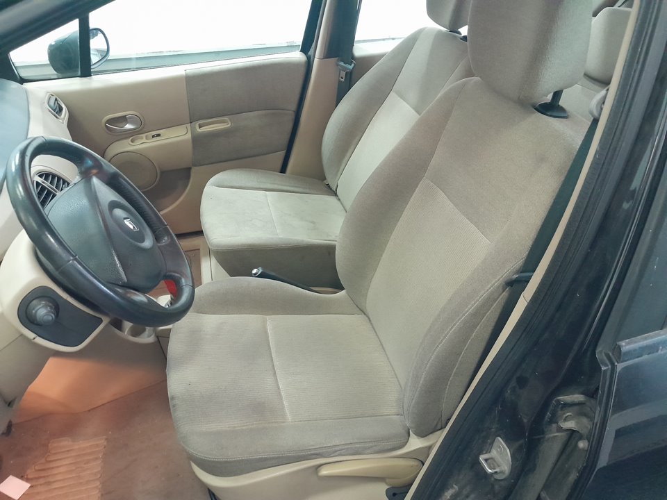 RENAULT MODUS Confort Dynamique   |   08.04 - 12.06